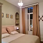 85 L Ideal , Quiet Charm In Apartment