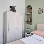 85 L Ideal , Quiet Charm In Apartment *