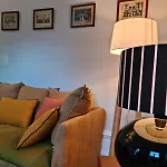 85 L Ideal , Quiet Charm In Apartment *