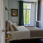 85 L Ideal , Quiet Charm In Apartment