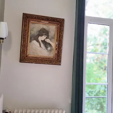 85 L Idéal , Quiet Charm In * Tours
