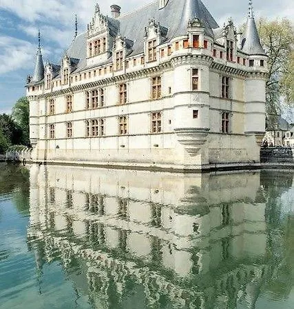85 L Idéal , Quiet Charm In * Tours