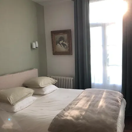 85 L Ideal , Quiet Charm In Apartment Tours