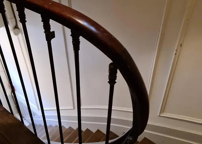 85 L Ideal , Quiet Charm In Tours