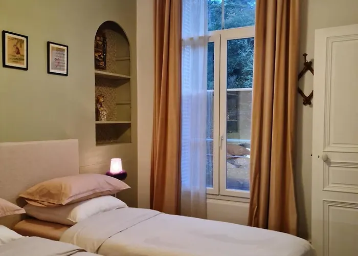 85 L Ideal , Quiet Charm In Tours