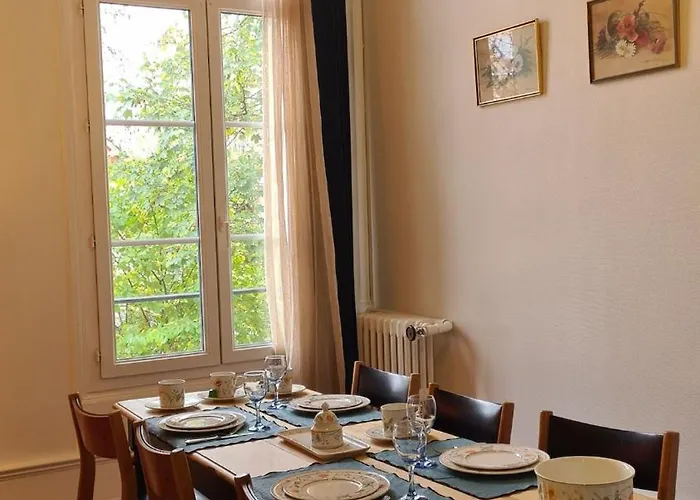 85 L Ideal , Quiet Charm In Tours