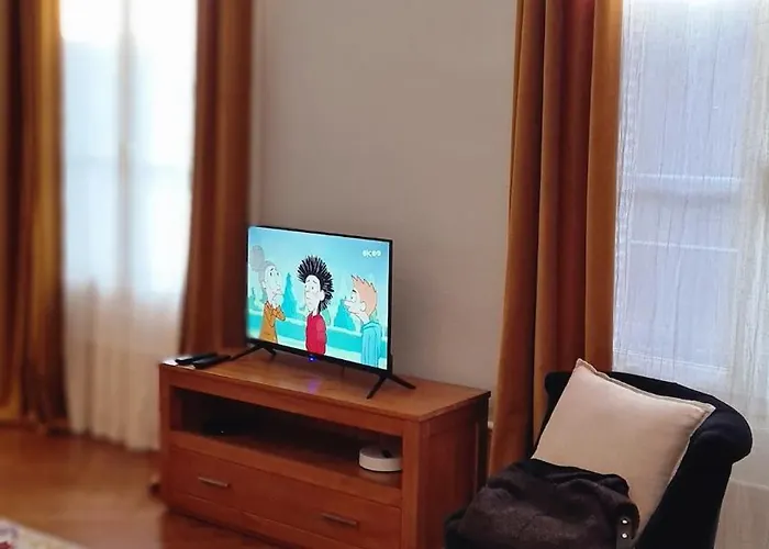 85 L Ideal , Quiet Charm In Lägenhet