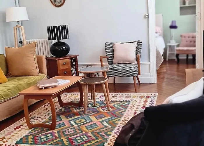 85 L Ideal , Quiet Charm In Tours