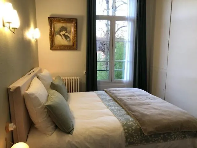 85 L Ideal , Quiet Charm In