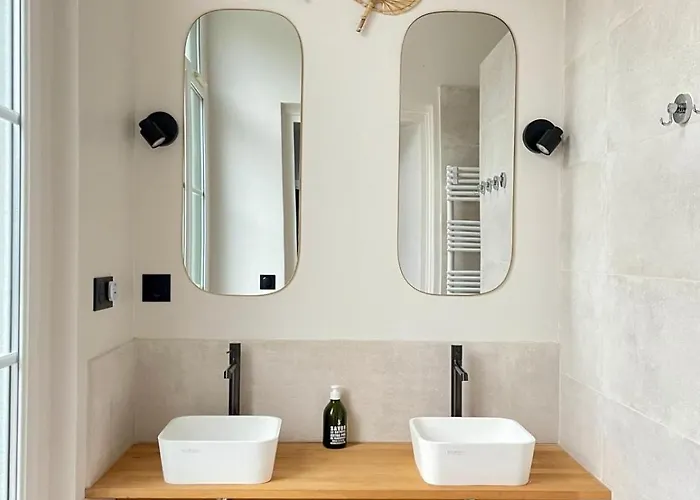 85 L Ideal , Quiet Charm In * Tours