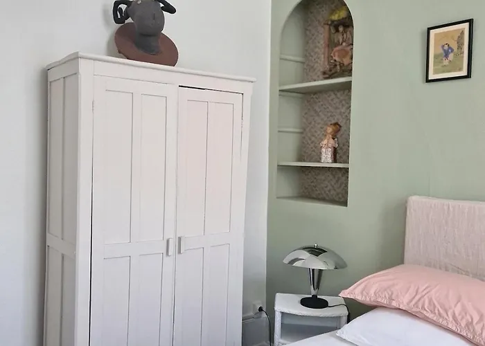 85 L Ideal , Quiet Charm In Lägenhet *