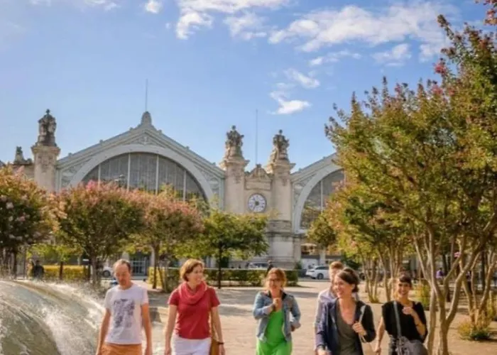 85 L Ideal , Quiet Charm In *